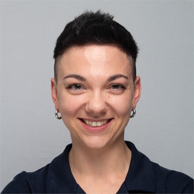 Viola Laubscher